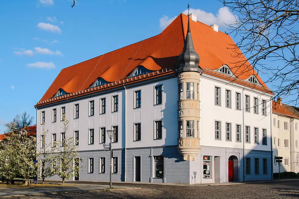 Bolfrashaus - Referenz Büro/Geschäftshaus