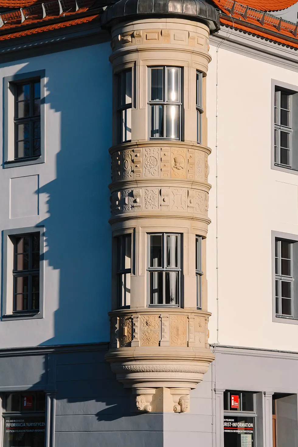 Bolfrashaus 2 - Referenz Büro/Geschäftshaus