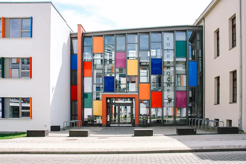 Volkshochschule Frankfurt (Oder) - Referenz Bildung